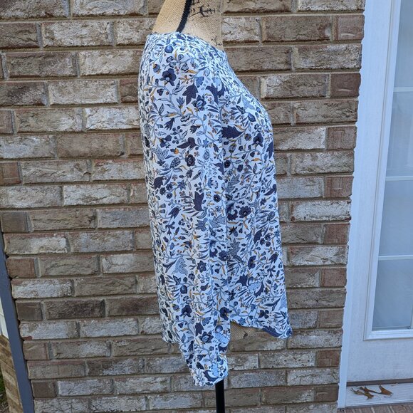⭐ Ann Taylor LOFT Blue And White Print Long Sleeve Top Size XS - Picture 2 of 15